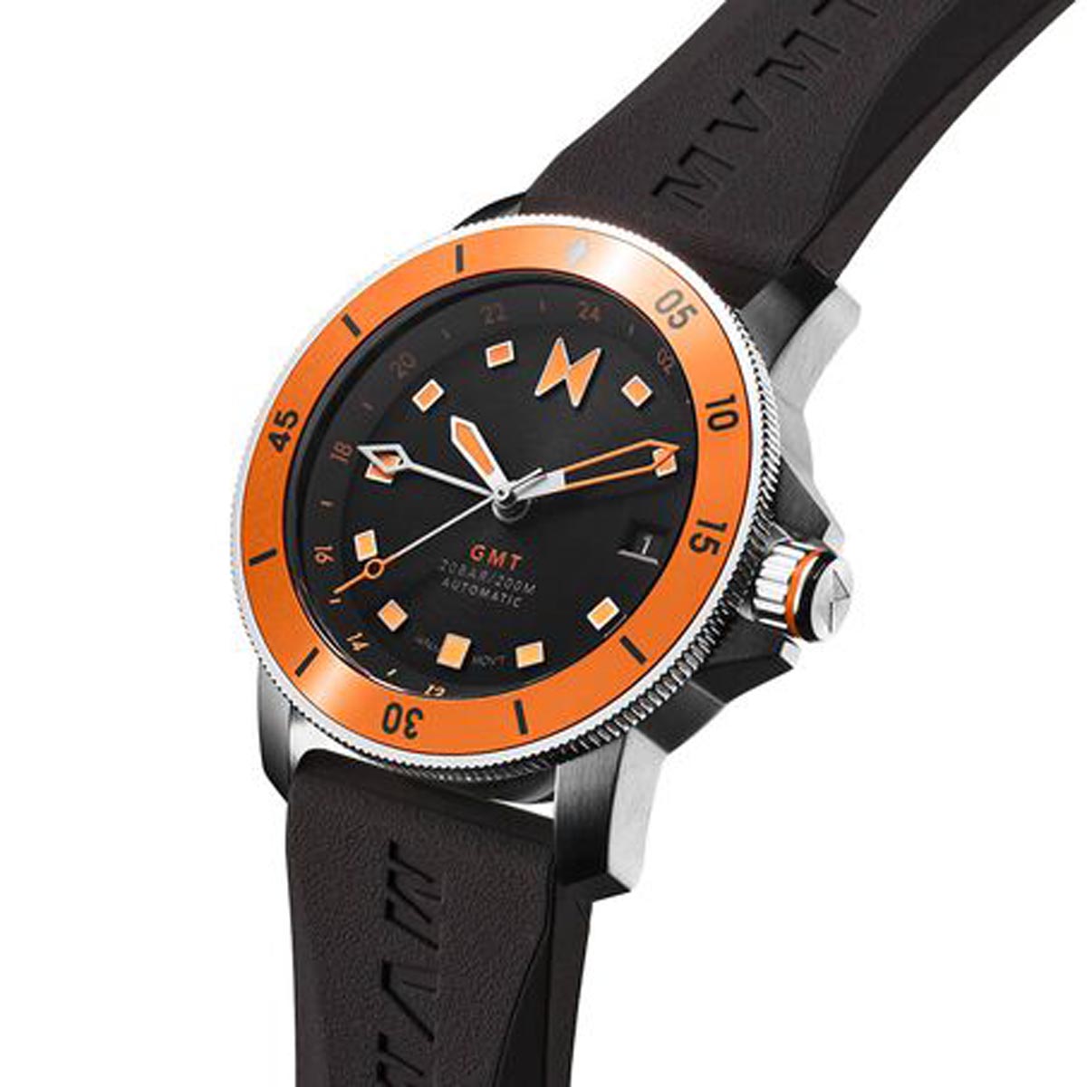 MVMT Cali Diver Mens Watch with Black Dial and Stainless Steel Bracelet (automatic movement)