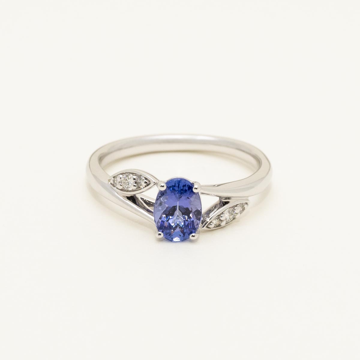 Oval Tanzanite Ring in 14kt White Gold with Diamonds (1/10ct tw)