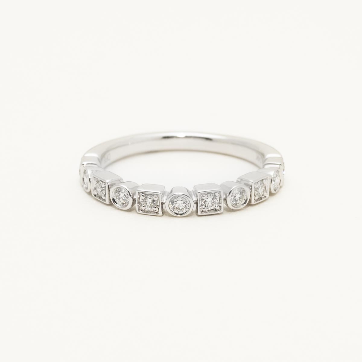 Diamond Bezel Band in 14kt White Gold (1/4ct tw)