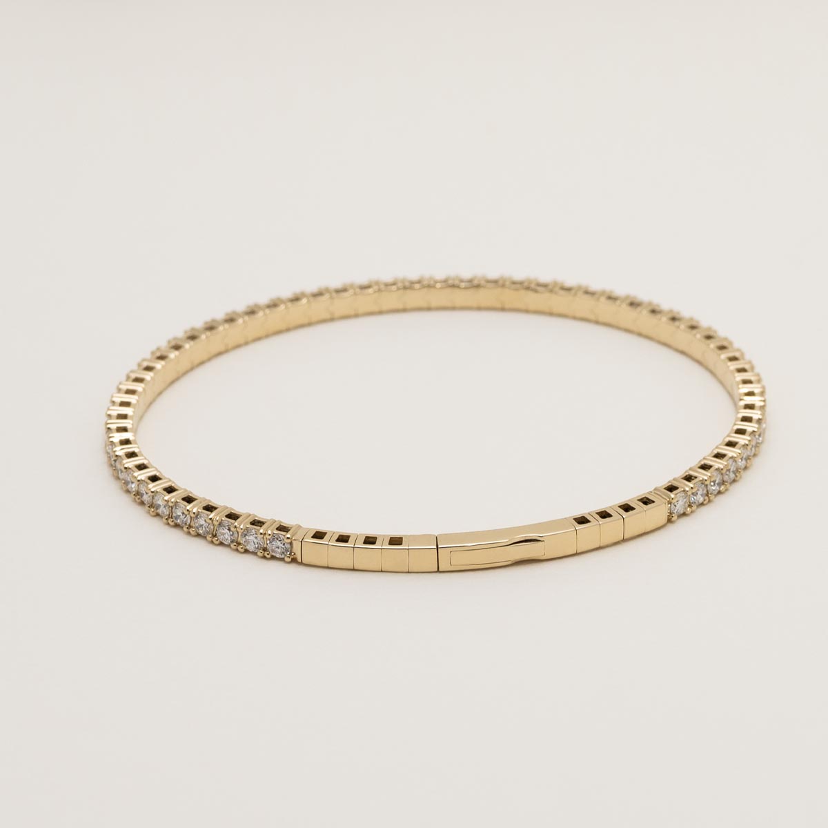 Diamond Flexible Bangle Bracelet in 14kt Yellow Gold (3ct tw)
