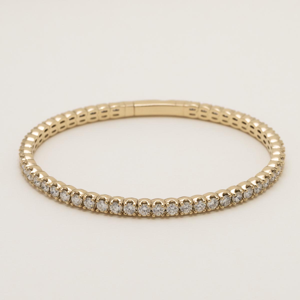 Diamond Flexible Bangle Bracelet in 14kt Yellow Gold (4ct tw)