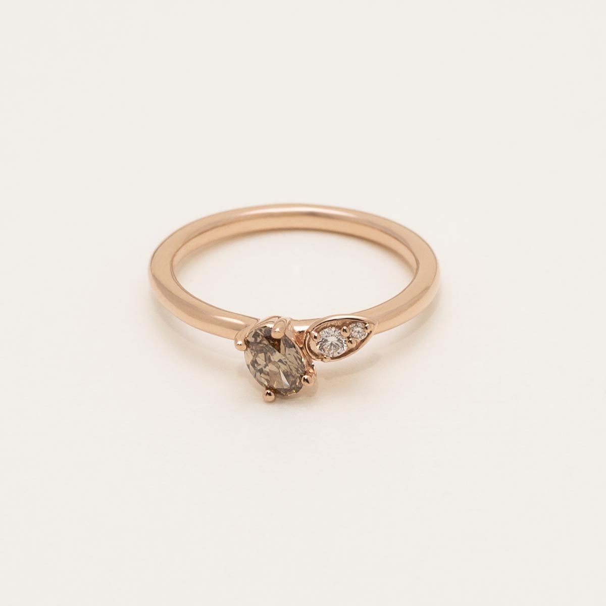Oval Yellow and White Diamond Ring in 14kt Rose Gold (1/3ct tw)