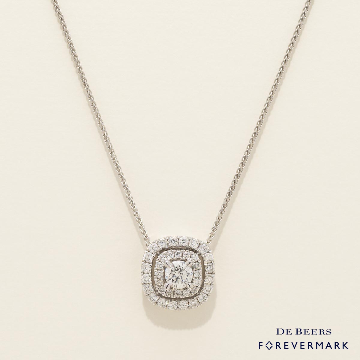 De Beers Forevermark Center of My Universe Diamond Halo Necklace in 18kt White Gold (1/2ct tw)