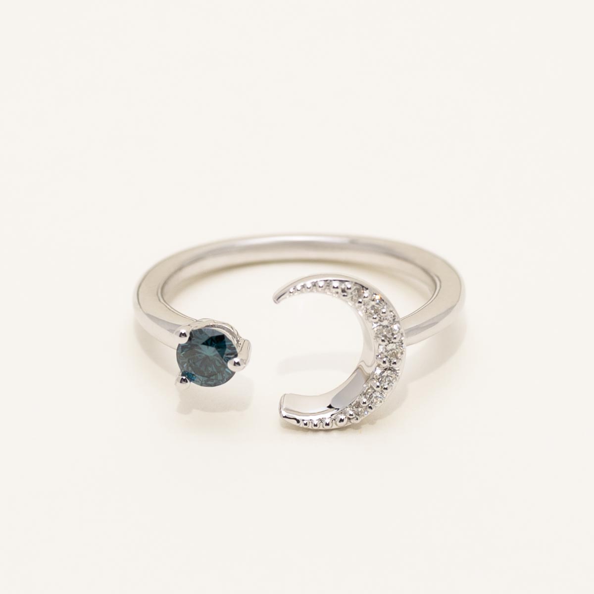 Blue Diamond Moon Ring in 14kt White Gold (1/4ct tw)