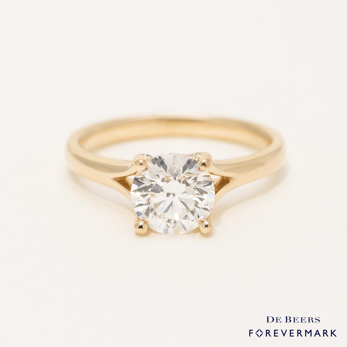 De Beers Forevermark Black Label Diamond Engagement Ring in 14kt Yellow Gold (1 1/2ct tw)