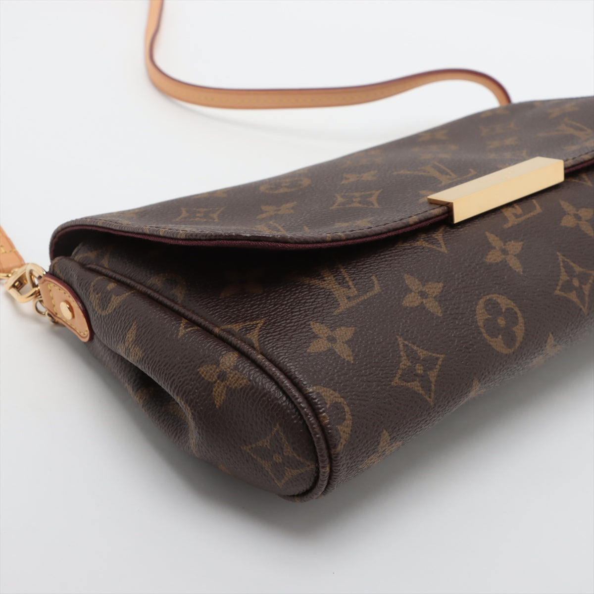 Pre Owned Louis Vuitton Monogram Canvas MM Favorite Handbag