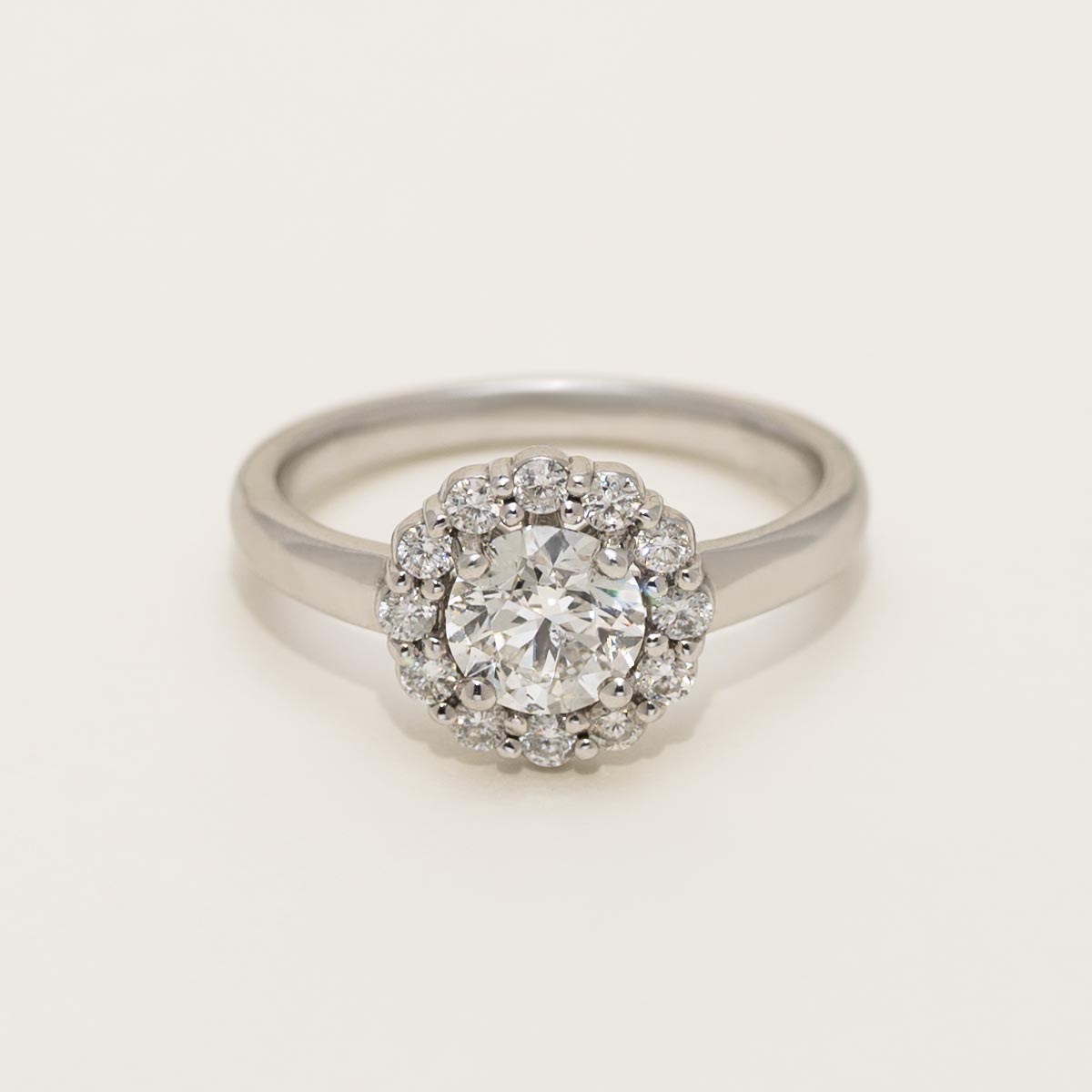 Diamond Halo Engagement Ring in 14kt White Gold (1 1/3ct tw)