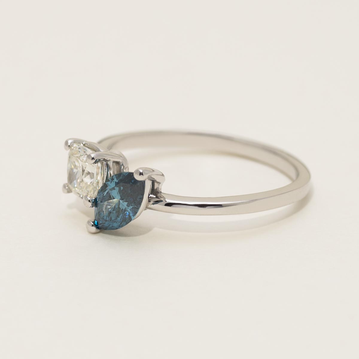 Blue Marquise and White Cushion Diamond Ring in 14kt White Gold (1ct tw)