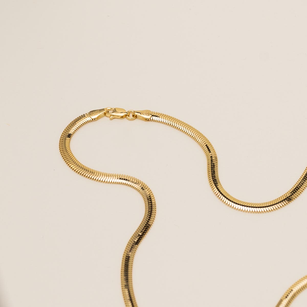 Oval Snake Chain in 14kt Yellow Gold (18 inches and 4.2mm wide)