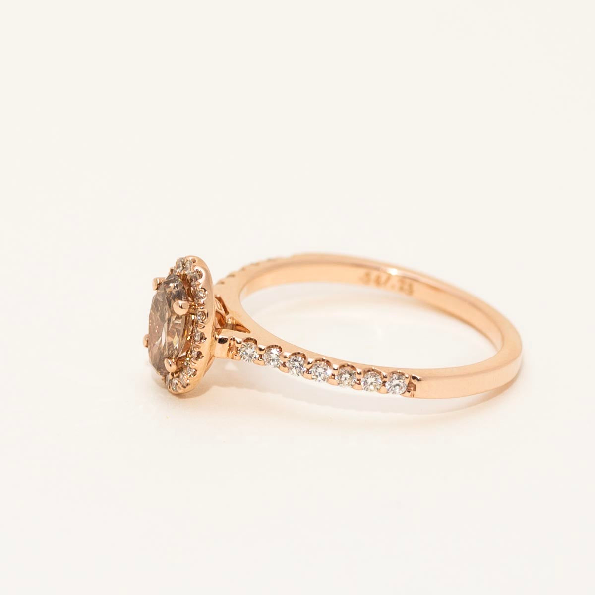 Champagne Oval Diamond Halo Engagement Ring in 14kt Rose Gold (3/4ct tw)