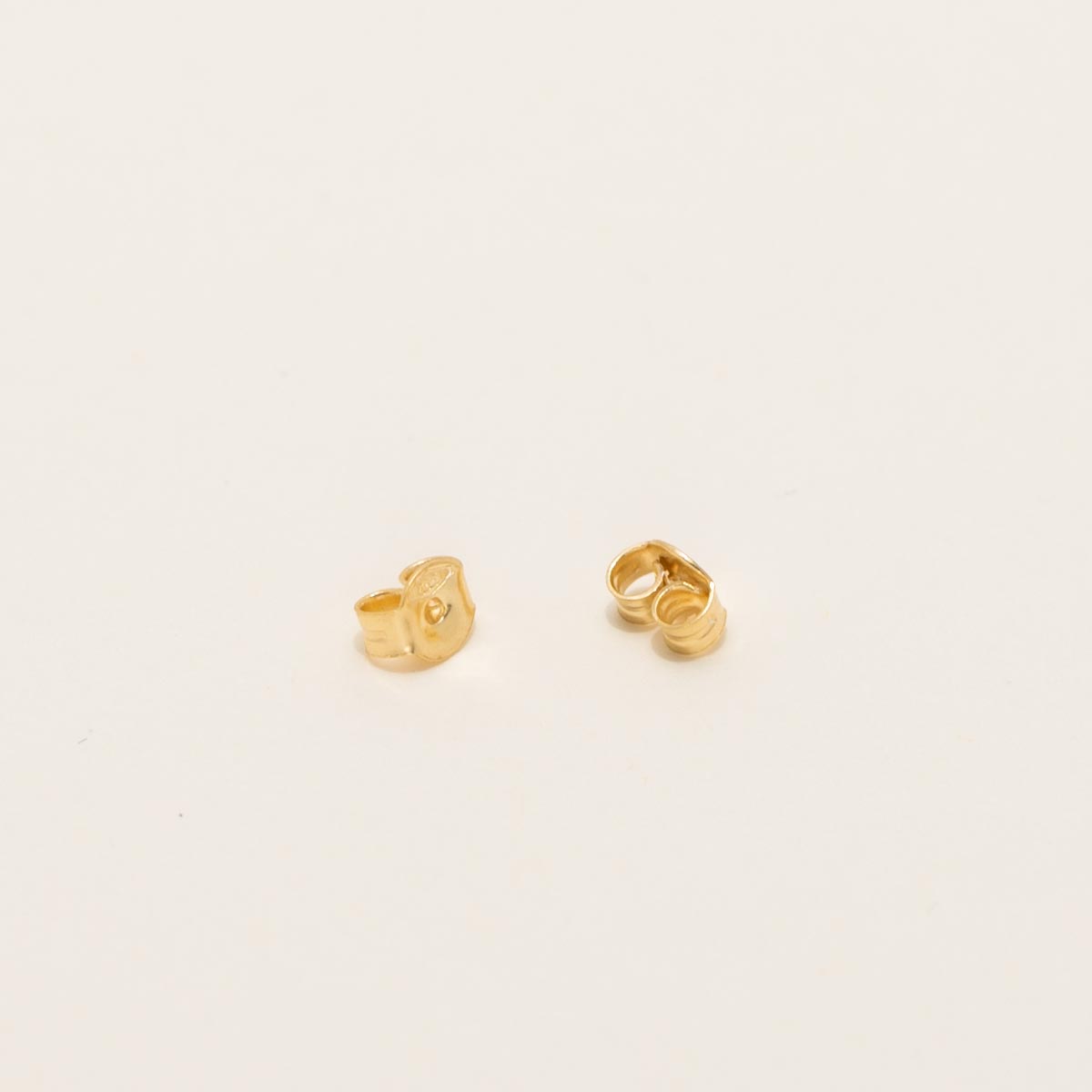 Diamond Cut Heart Stud Earrings in 14kt Yellow Gold