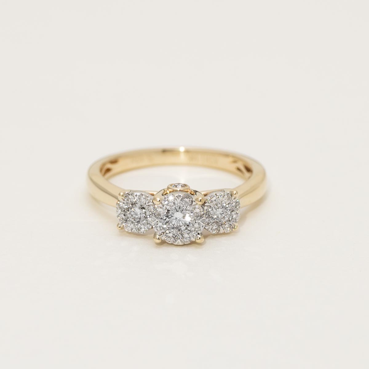 Estate Diamond Engagement Ring in 14kt Yellow Gold (1/2ct tw)