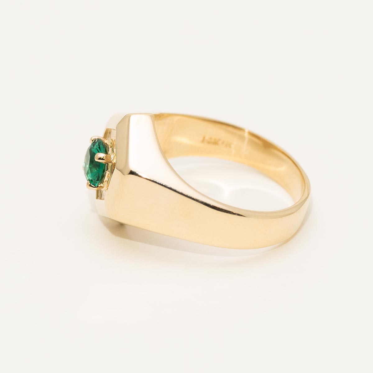 Estate Mens Simulated Green Stone Ring in 14kt Yellow Gold