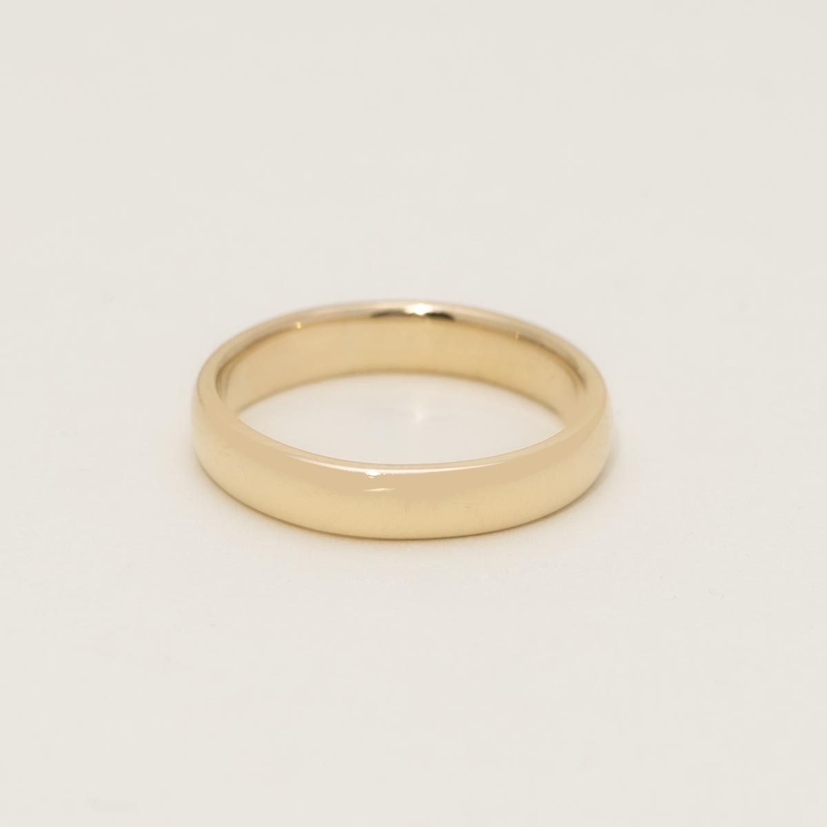 Estate Wedding Band in 14kt Yellow Gold (4mm)