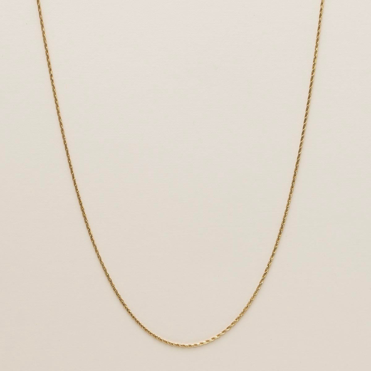 Estate Wheat Chain in 14kt Yellow Gold (20 inches and 1mm wide)