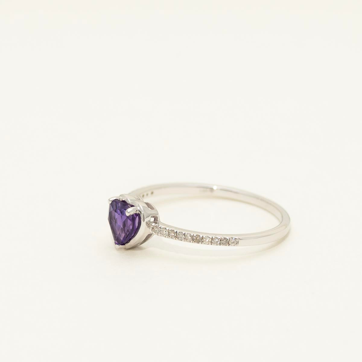 Heart Shape Amethyst Ring in 14kt White Gold with Diamonds (1/10ct tw)