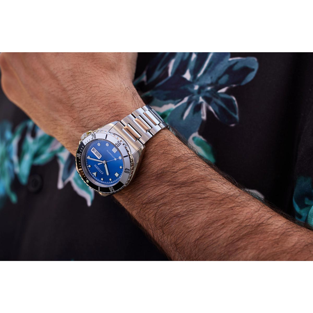 Citizen Sport Automatic Watch with Blue Dial and Stainless Steel Bracelet (automatic movement)