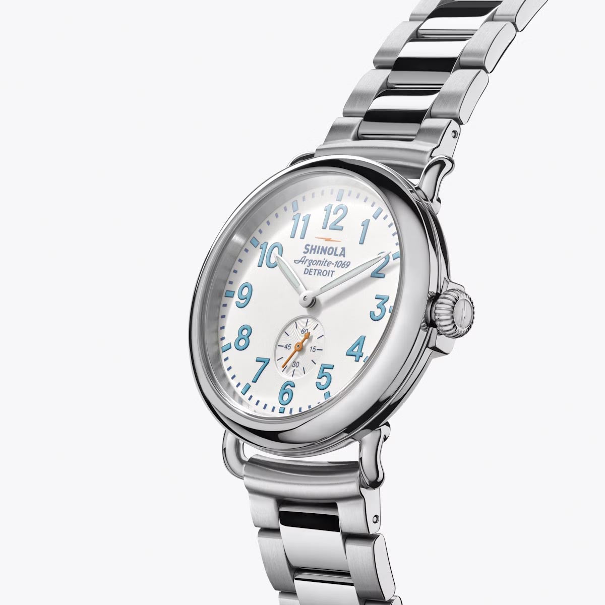 Shinola Runwell Mens Watch with White Dial and Stainless Steel Bracelet (quartz movement)