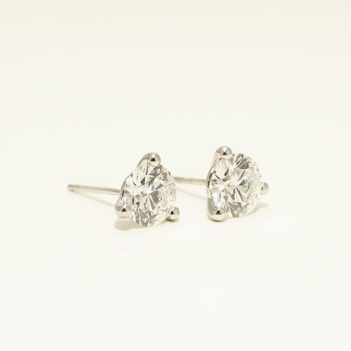 Lab Grown Diamond Stud Earrings in 14kt White Gold (2ct tw)