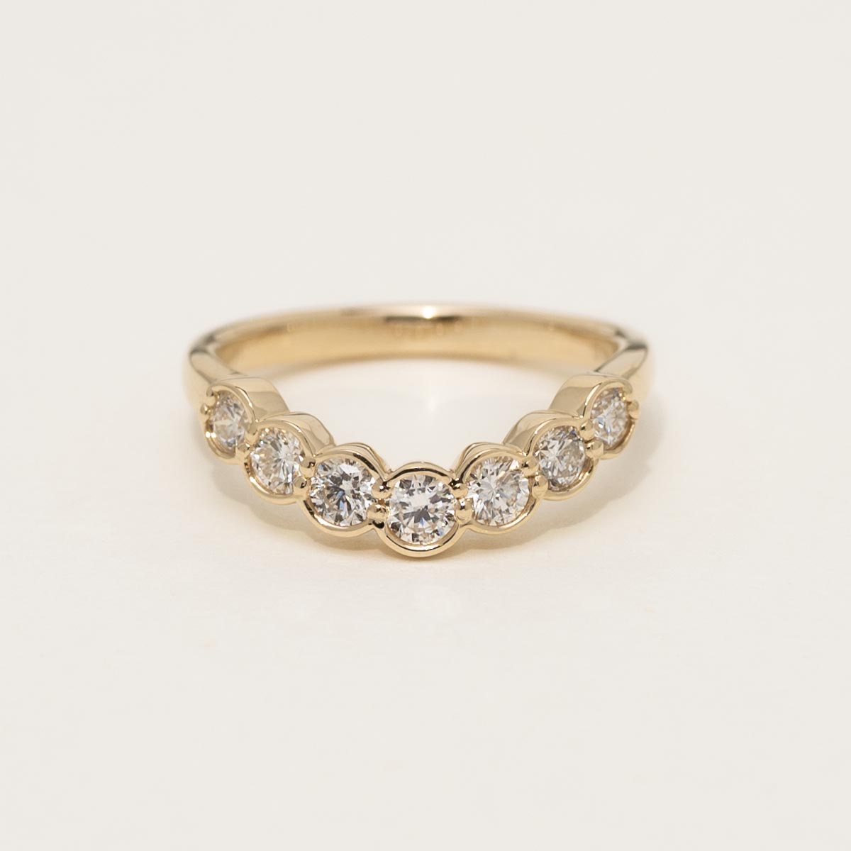 Diamond Bezel Curved Band in 14kt Yellow Gold (5/8ct tw)