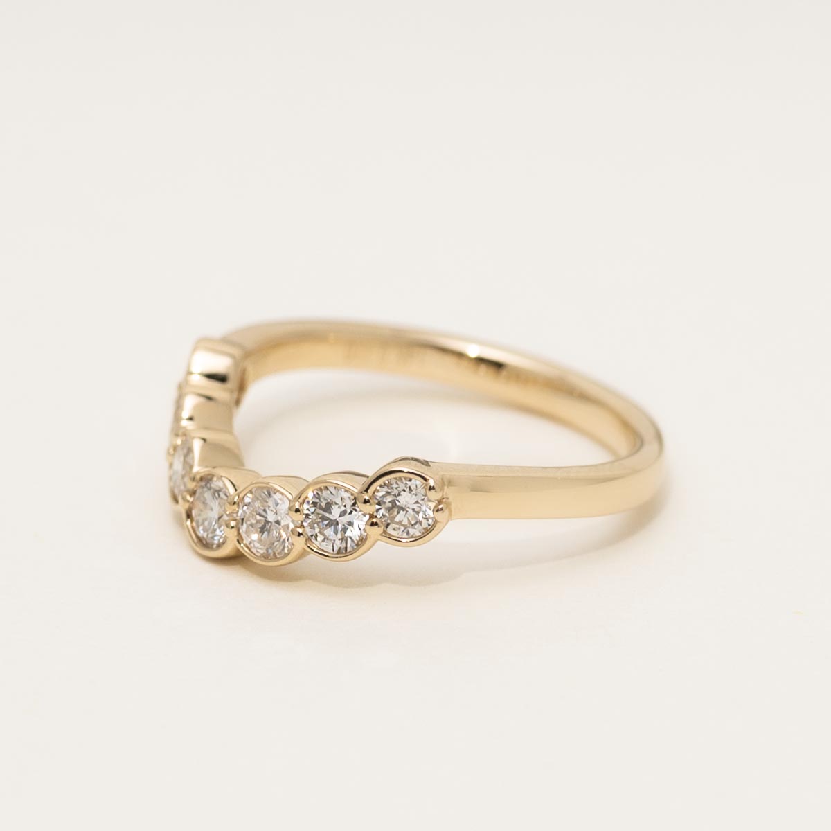 Diamond Bezel Curved Band in 14kt Yellow Gold (3/4ct tw)