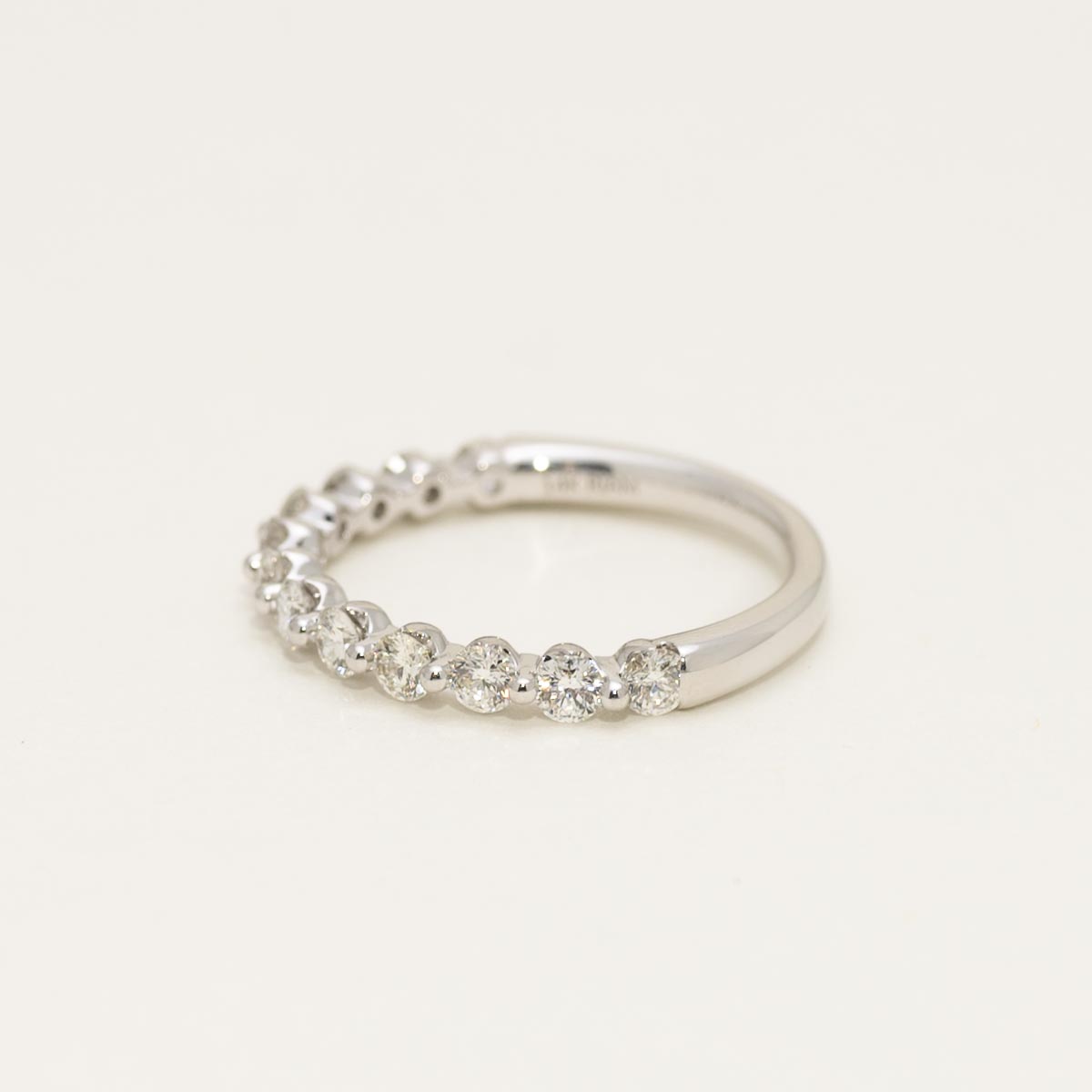 Northern Star Diamond Single Prong Band in 14kt White Gold (3/4ct tw)