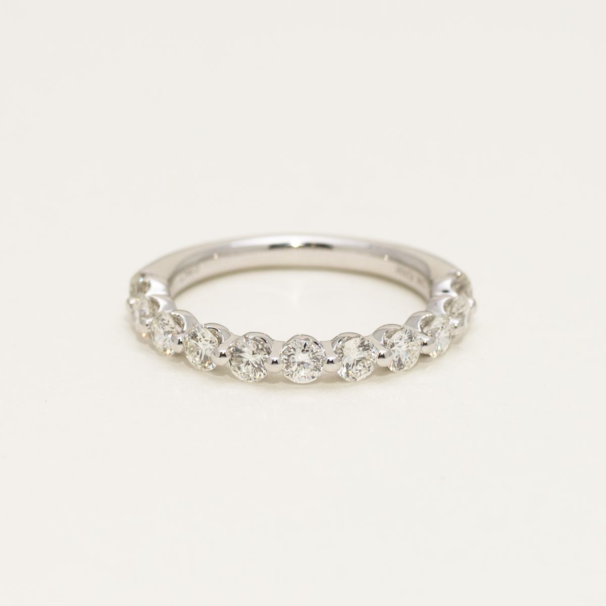 Northern Star Diamond Single Prong Band in 14kt White Gold (1ct tw)