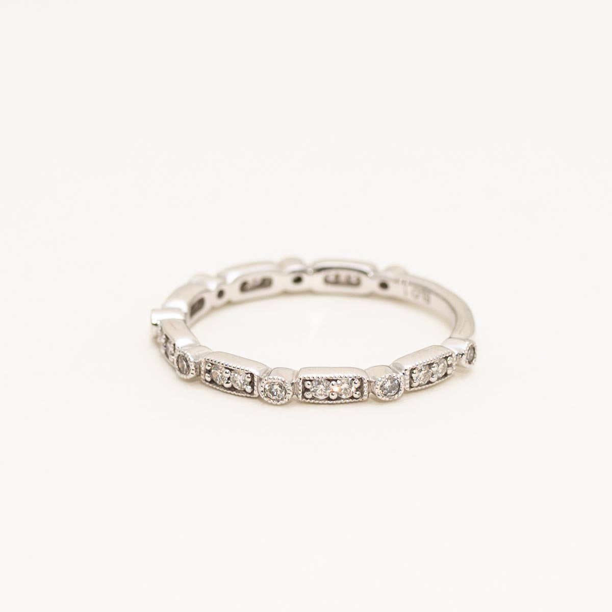 Diamond Stackable Band in 14kt White Gold (1/4ct tw)