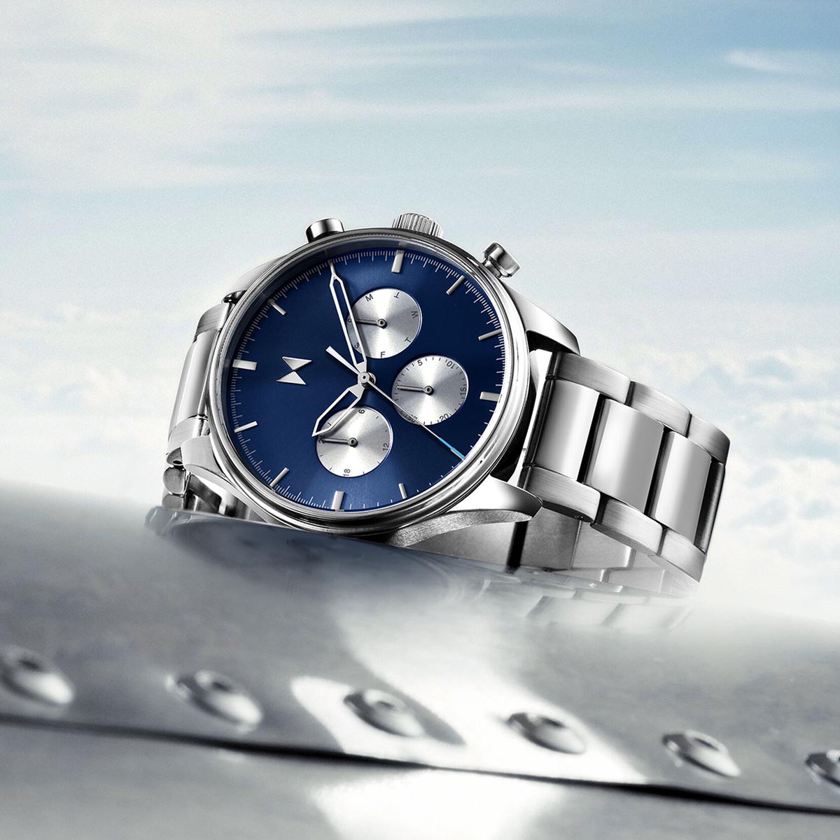 MVMT Airhawk Mens Watch with Blue Dial and Stainless Steel Bracelet (quartz movement)