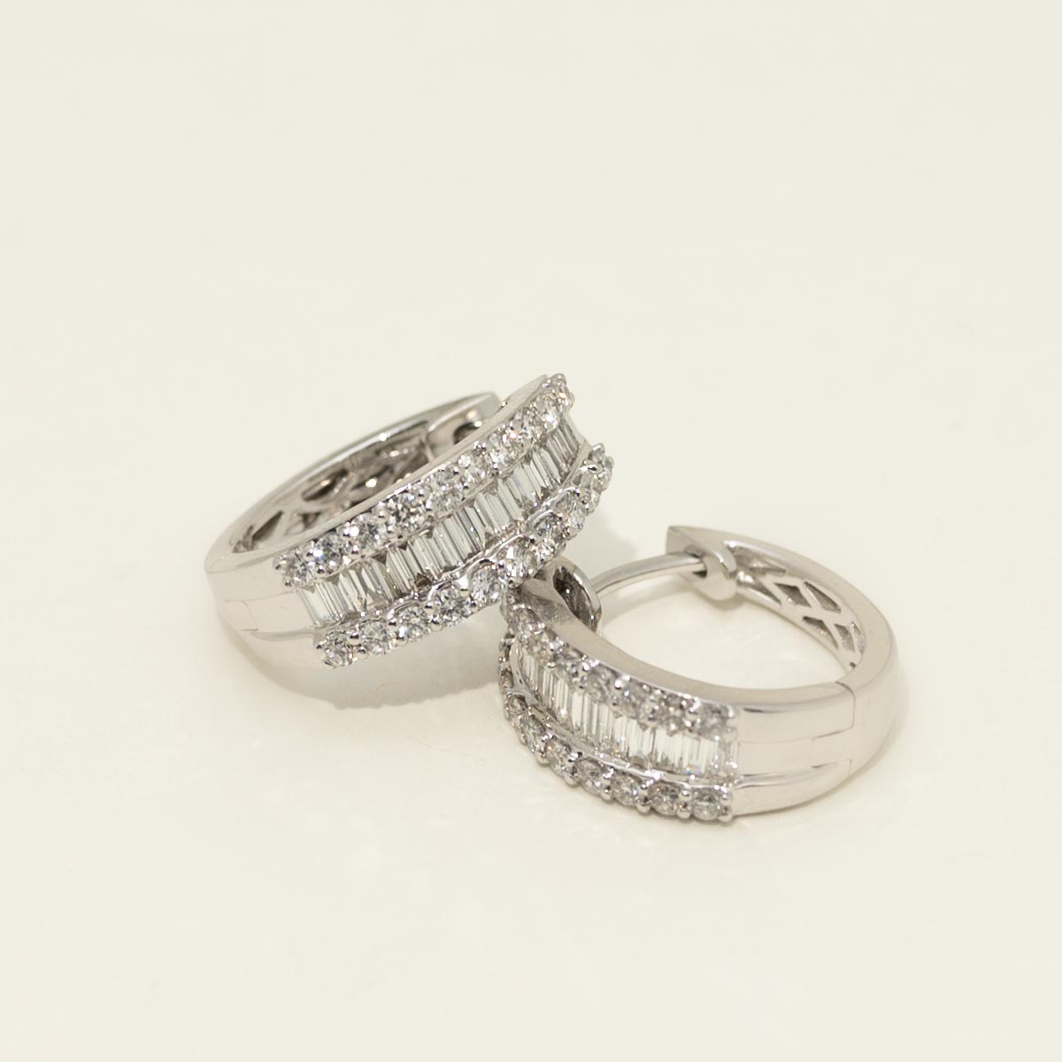 Baguette and Round Diamond Hoop Earrings in 14kt White Gold (7/8ct tw)