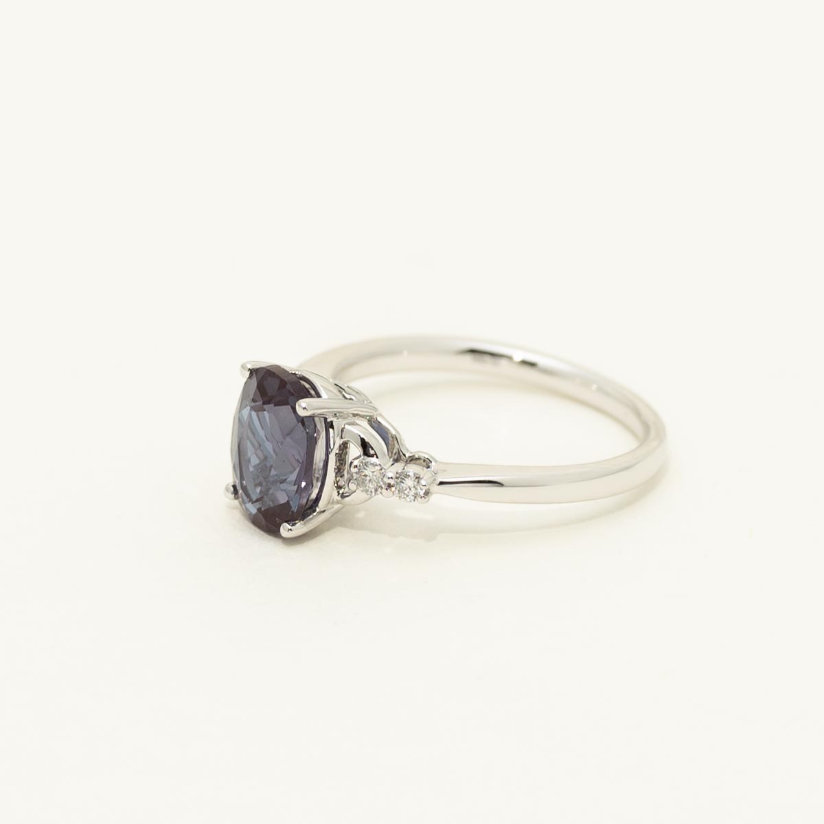 Oval Created Alexandrite Ring in 14kt White Gold with Diamonds (1/10ct tw)