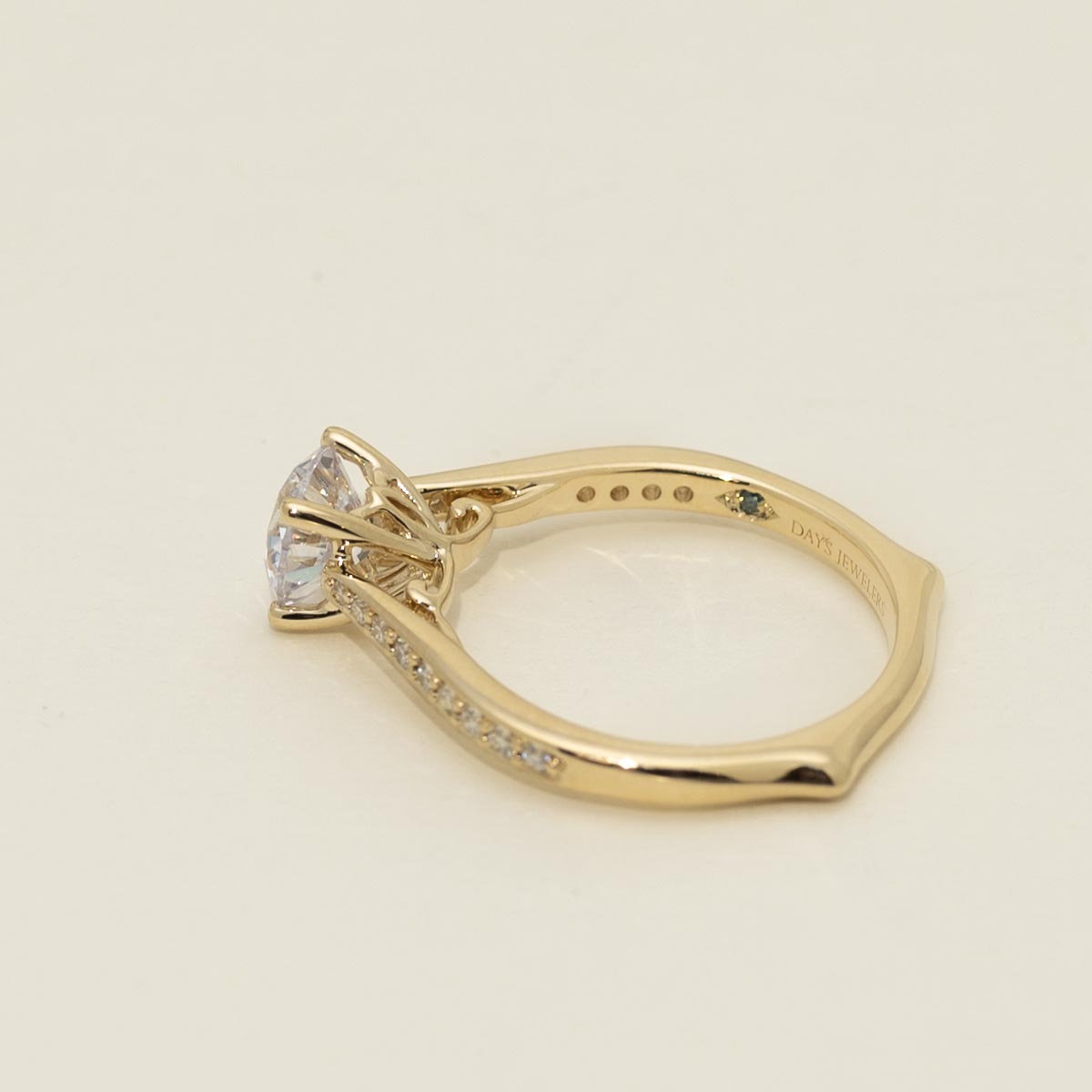 Diamond Engagement Ring Setting in 14kt Yellow Gold (1/7ct tw)