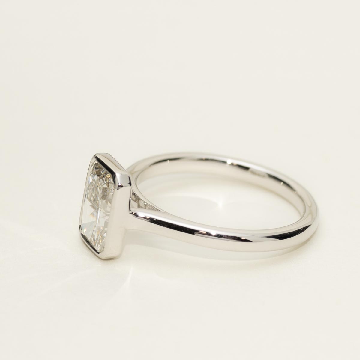 Lab Grown Radiant Cut Diamond Bezel Engagement Ring in 14kt White Gold (2ct)