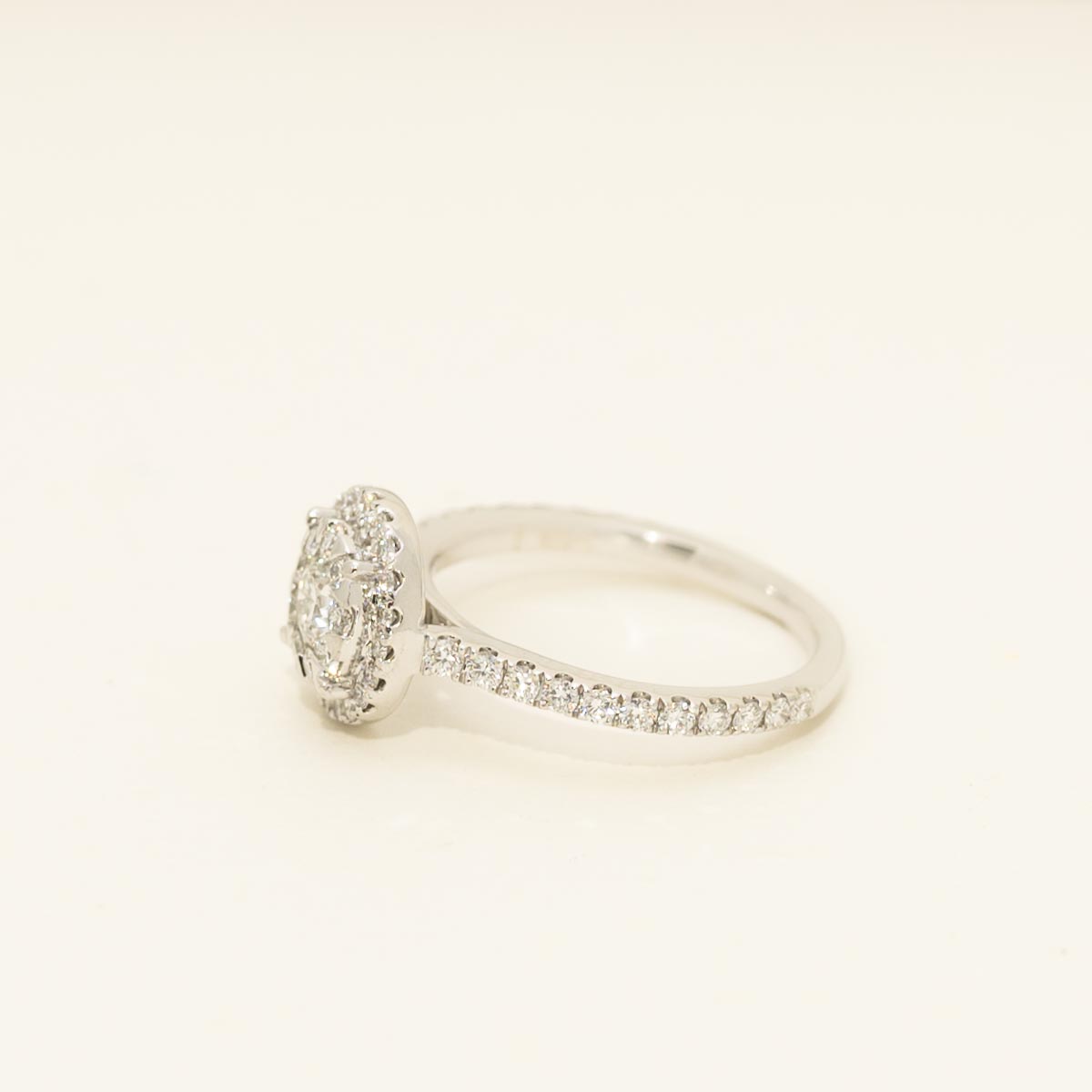 Estate Forevermark Double Halo Diamond Ring in 18kt White Gold (3/4ct tw)