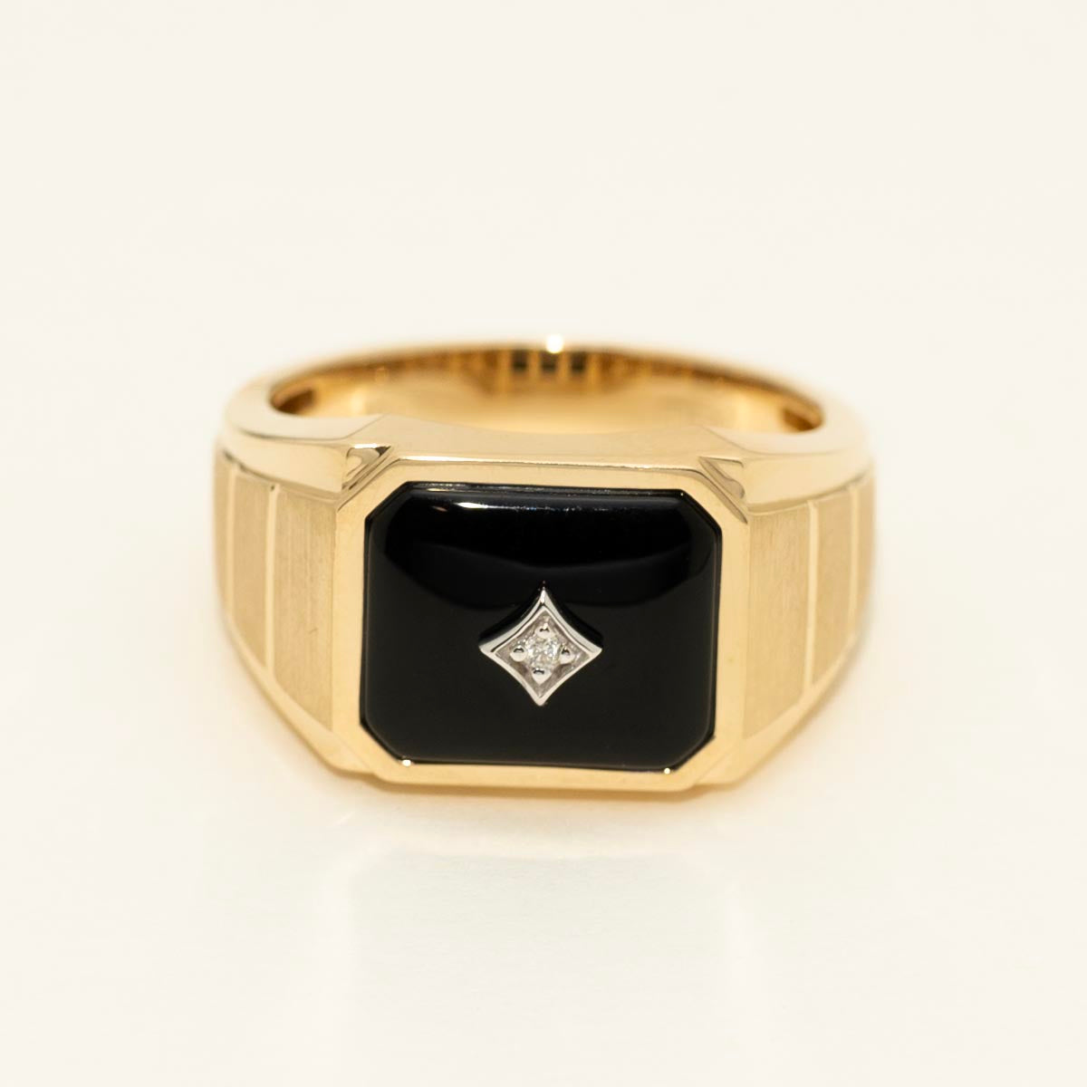 Mens Black Onyx Ring in 10kt Yellow Gold with Diamonds (.09ct tw)