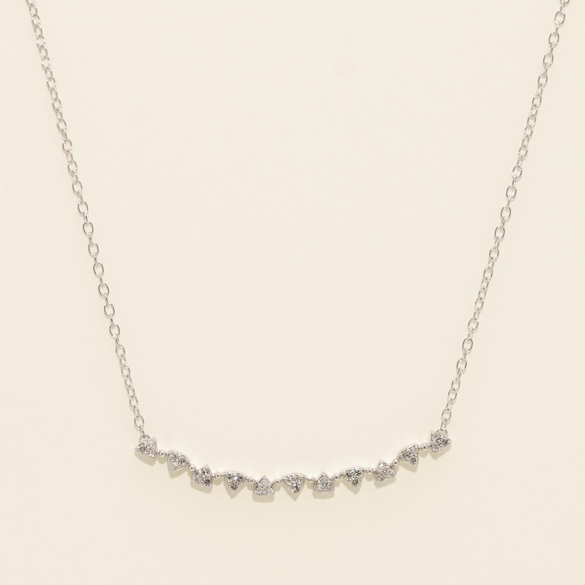 Diamond Station Necklace in 10kt White Gold (1/5ct tw)