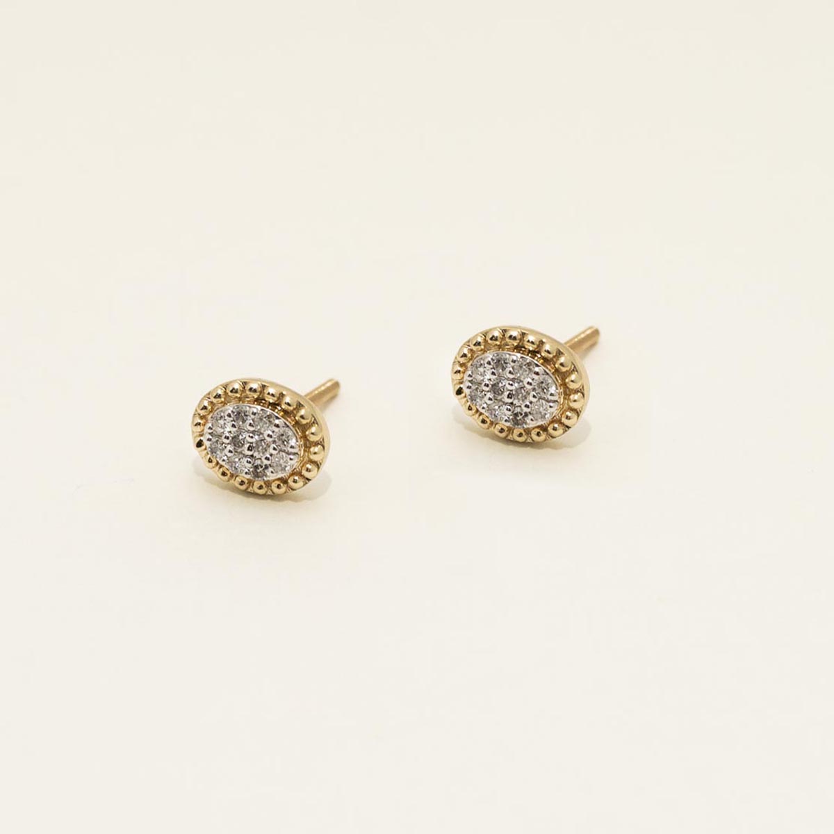 Diamond Oval Stud Earrings in 14kt Yellow Gold (1/5ct tw)