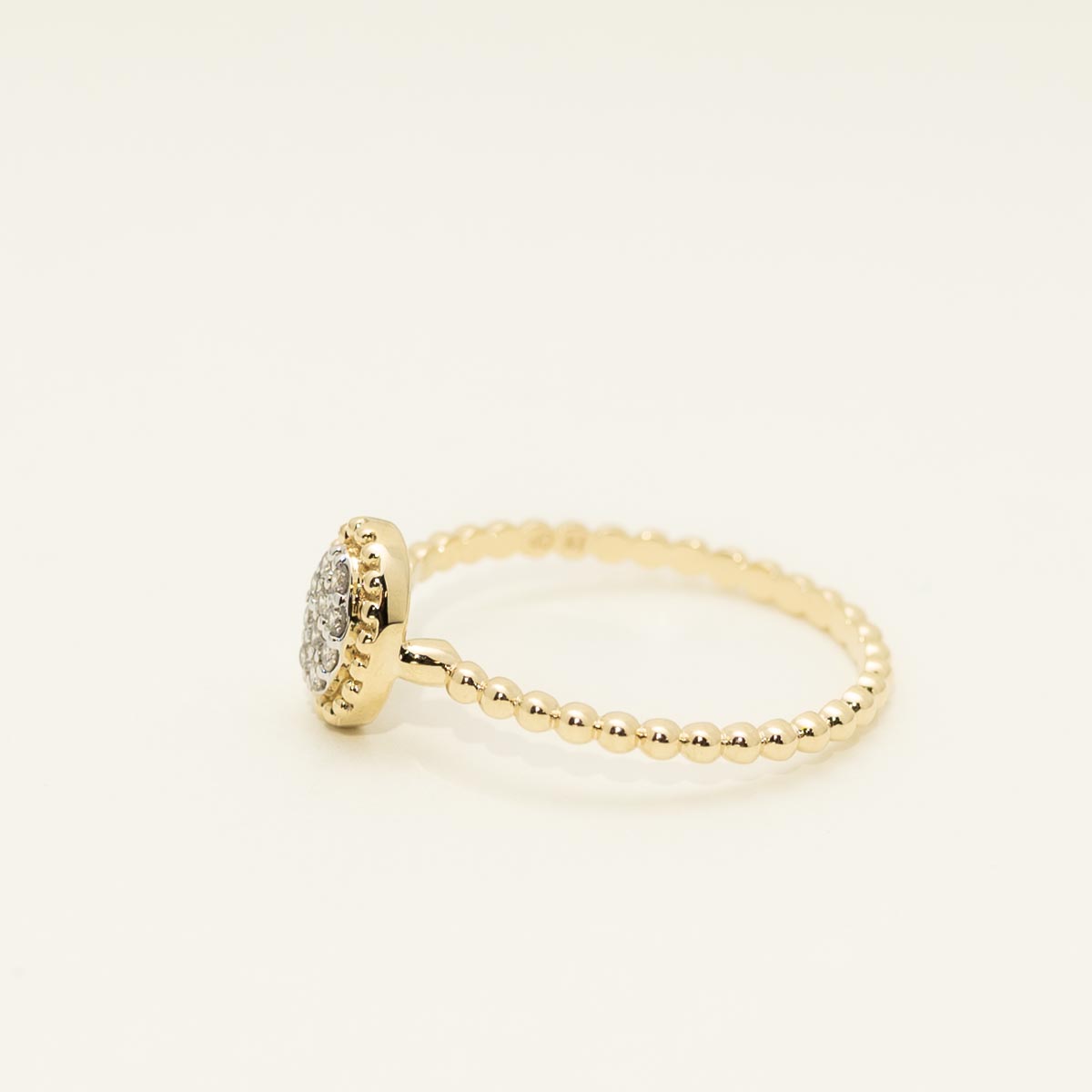 Diamond Oval Shaped Ring in 14kt Yellow Gold (1/10ct tw)