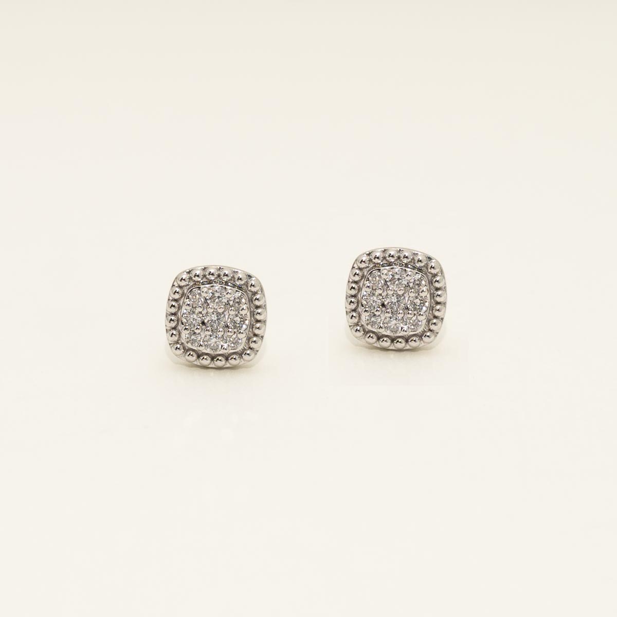 Diamond Cushion Stud Earrings in 14kt White Gold (1/5ct tw)