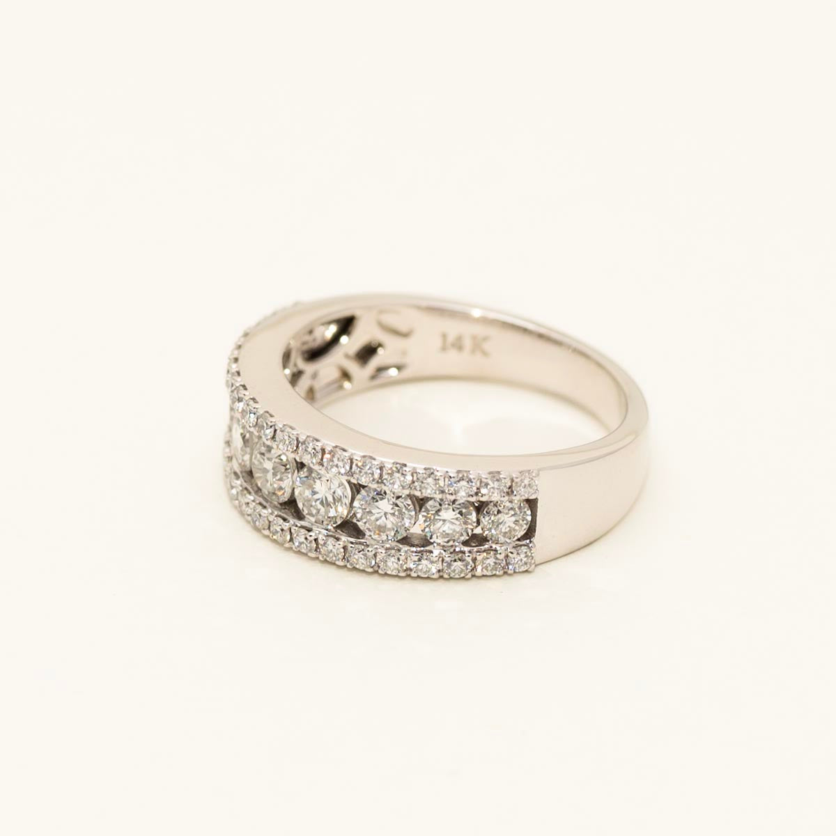 Diamond Fashion Ring in 14kt White Gold (1 1/2ct tw)