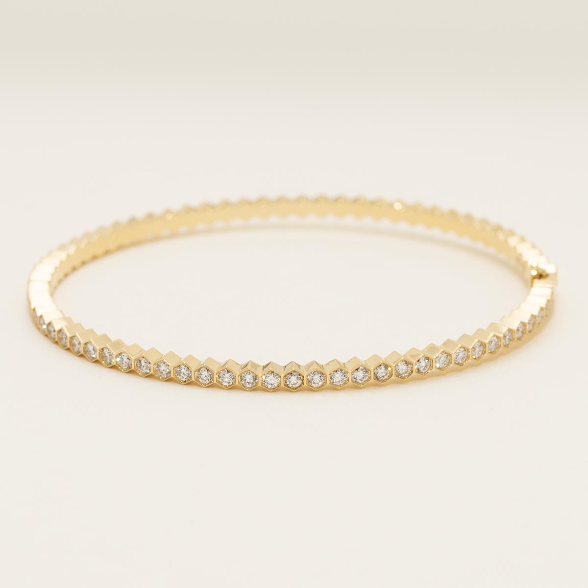 Day's Signature Diamond Hexagon Bangle Bracelet in 18kt Yellow Gold (1ct tw)