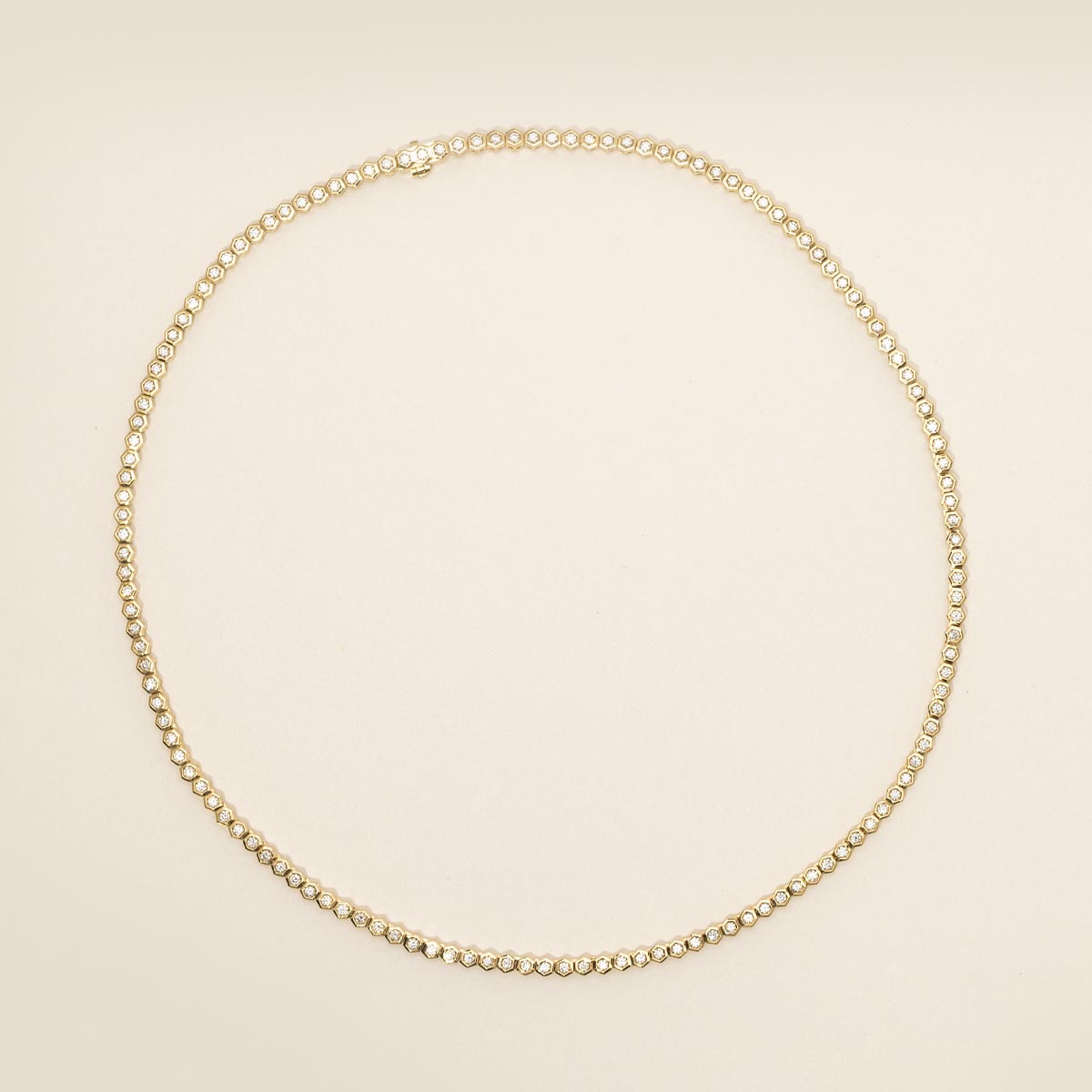 Day's Signature Diamond Hexagon Necklace in 18kt Yellow Gold (2 3/4ct tw)