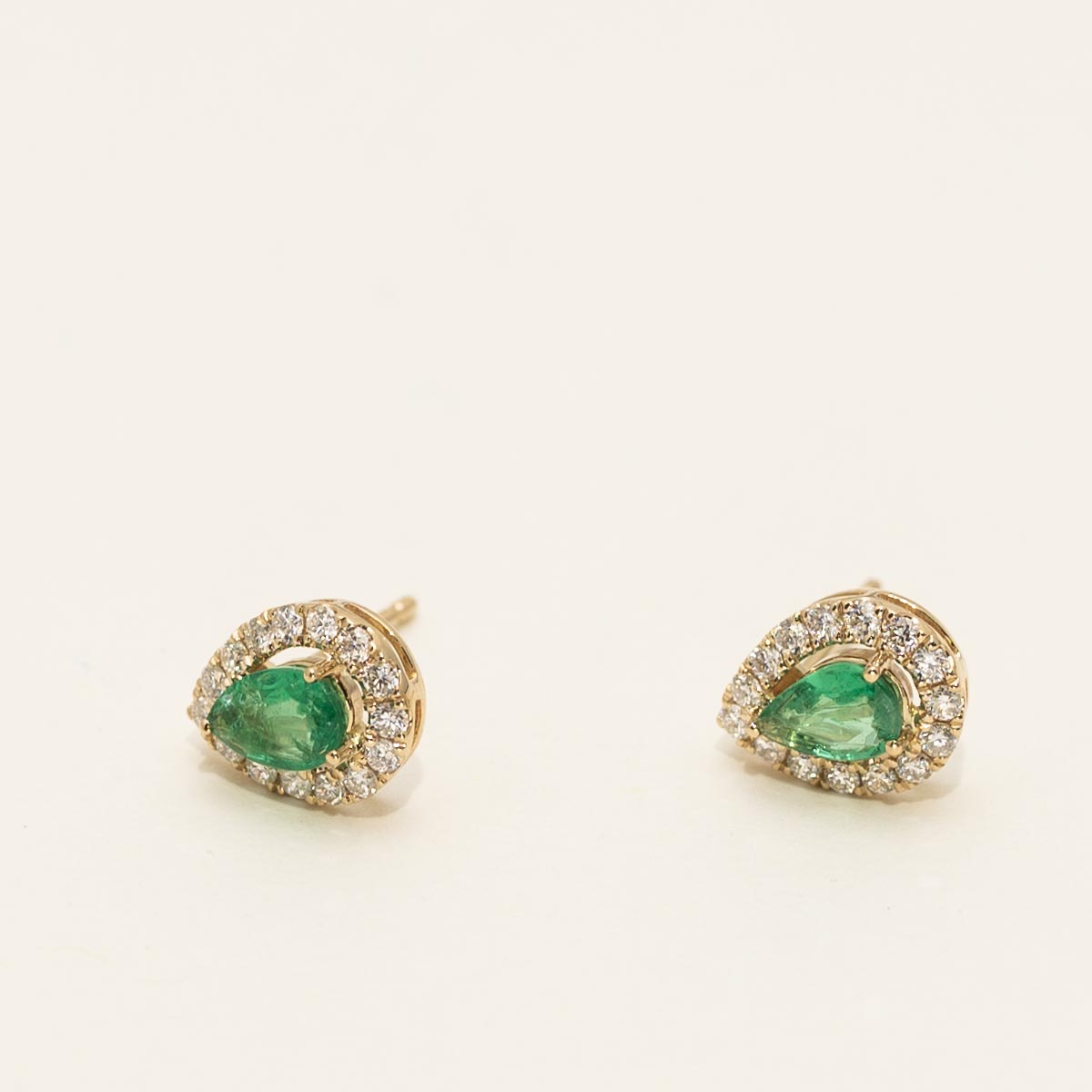 Pear Shaped Emerald Earrings in 14kt Yellow Gold with Diamonds (1/3ct tw)