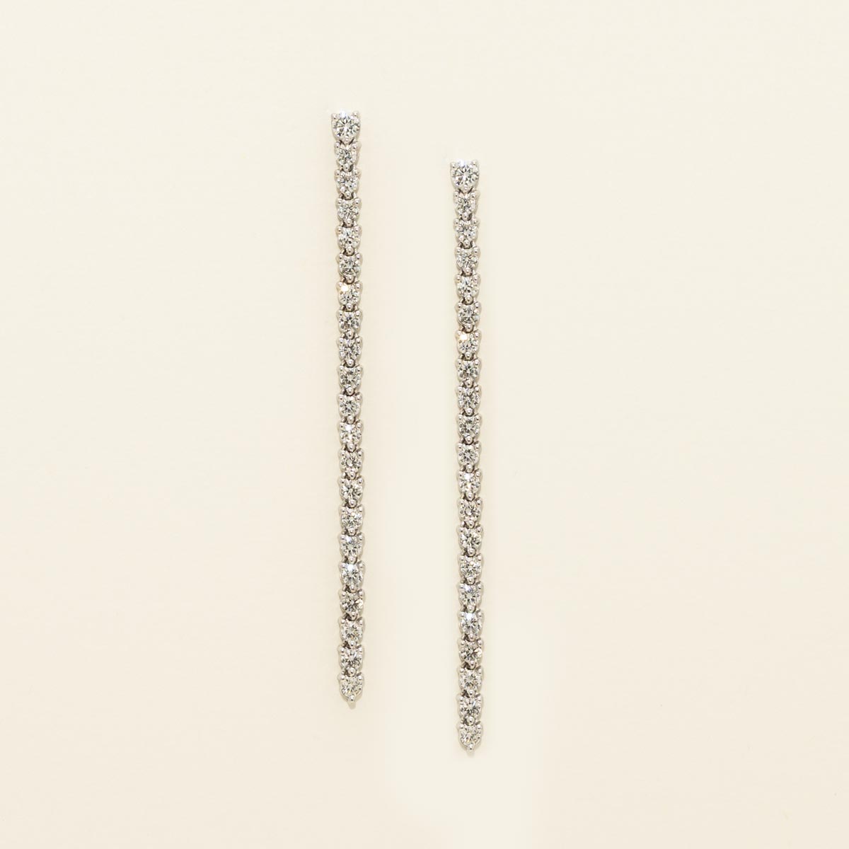 Diamond Drop Earrings in 14kt White Gold (2ct tw)