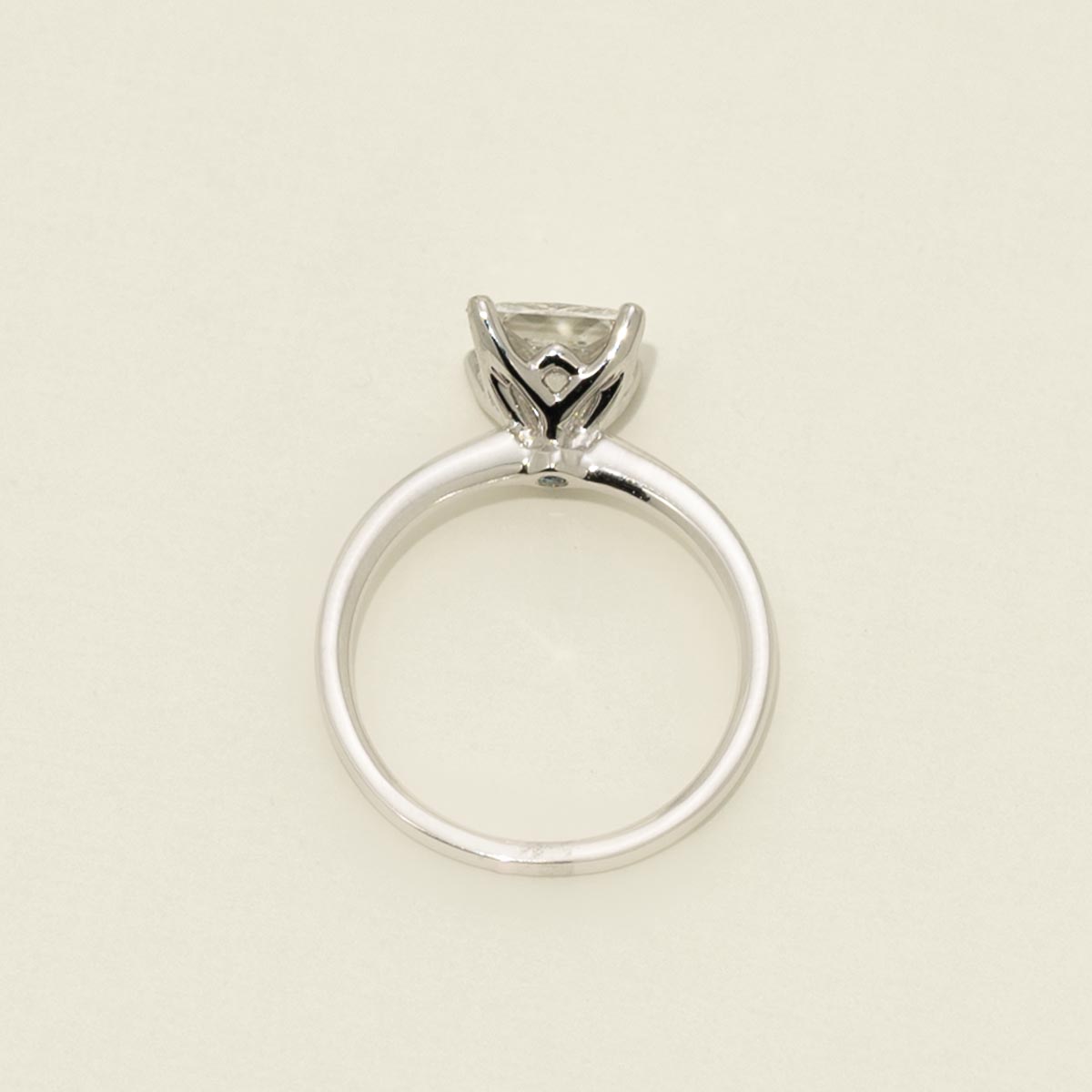Lab Grown Princess Cut Diamond Solitaire Engagement Ring in 14kt White Gold (2ct)