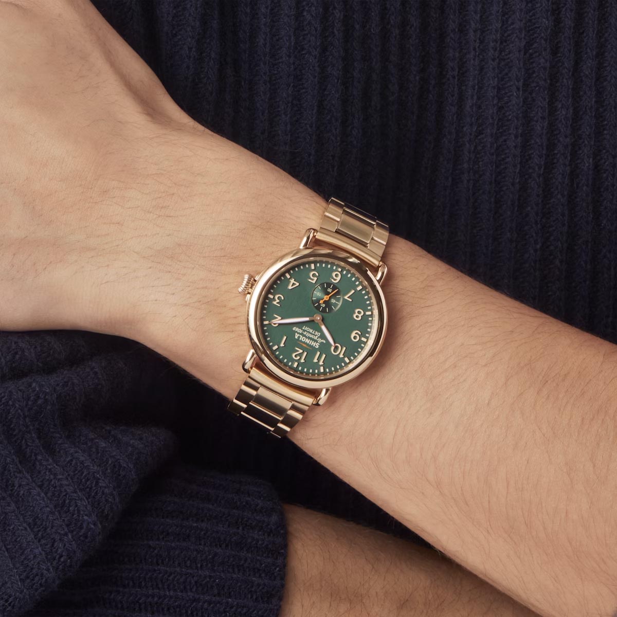 Shinola Runwell Mens Watch with Green Dial and Gold Tone Stainless Steel Bracelet (quartz movement)