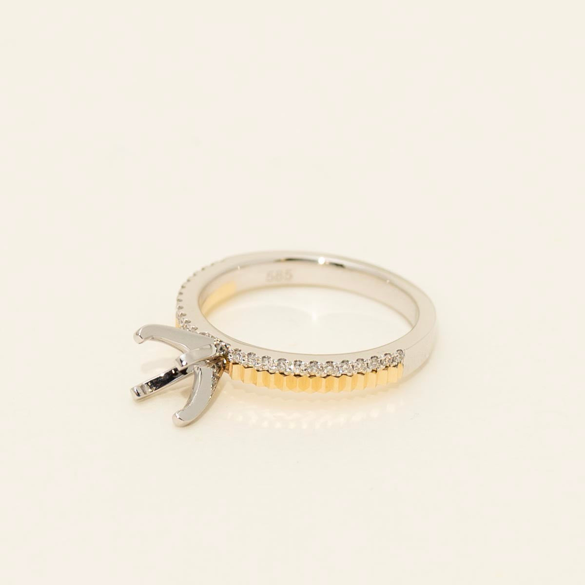 Diamond Engagement Ring Setting in 14kt White and Yellow Gold (1/10ct tw)