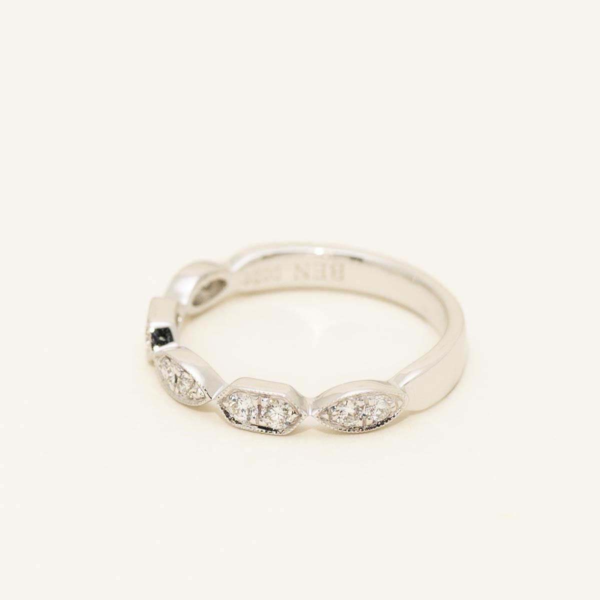 Diamond Band in 14kt White Gold (1/4ct tw)