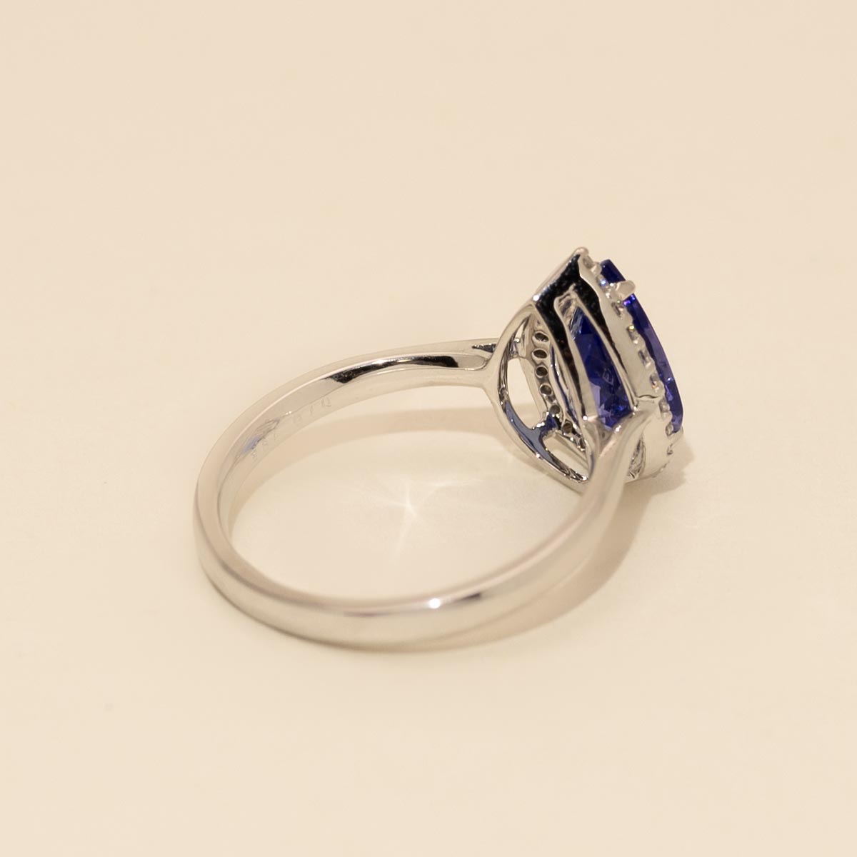 Pear Shape Tanzanite Ring in 14kt White Gold with Diamonds (1/7ct tw)