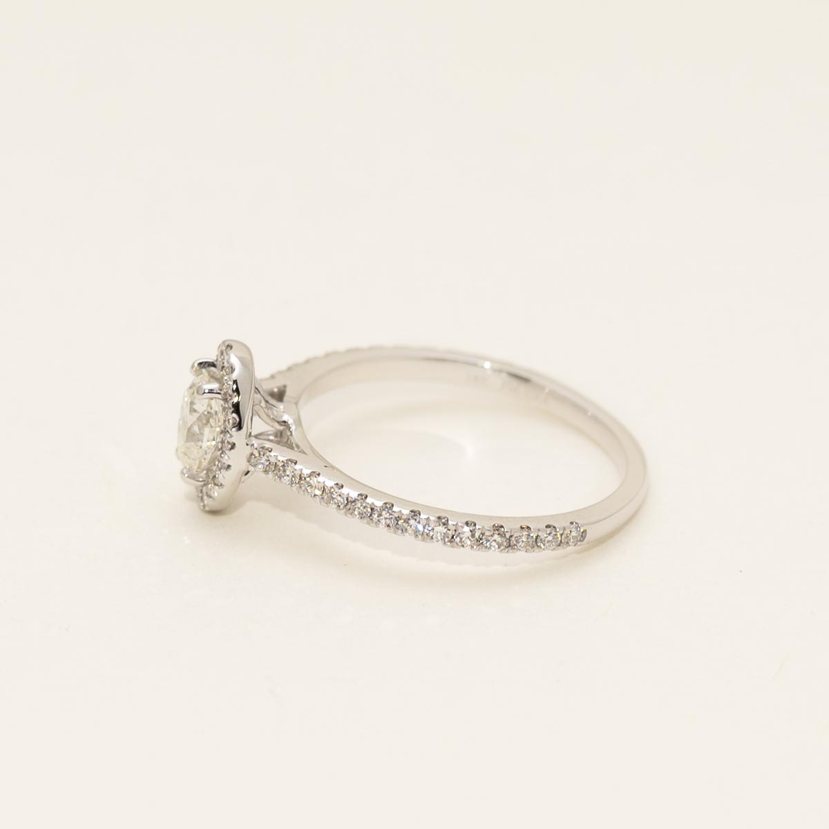 Forevermark Estate Oval Diamond Halo Engagement Ring in 18kt White Gold (7/8ct tw)